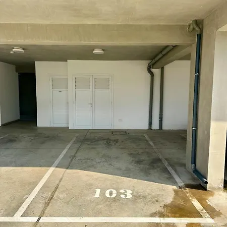 1 Bedroom Flat In Aglatzia