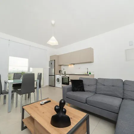 1 Bedroom Flat In Aglatzia Aglantzia