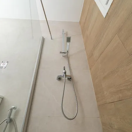 1 Bedroom Flat In Aglatzia *